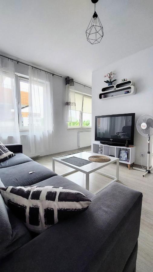 Apartament Black&White Rzeszów Exteriér fotografie